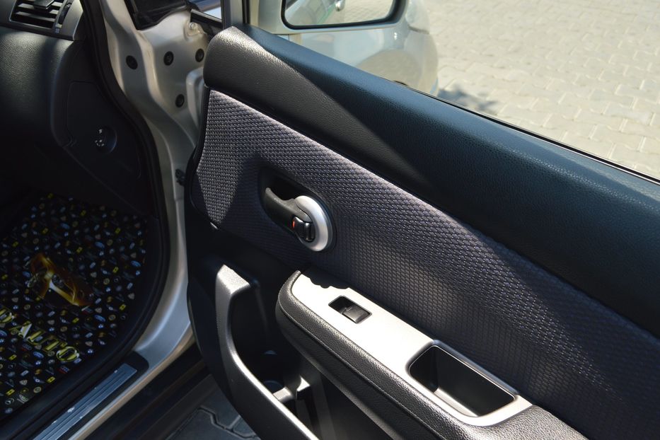 Продам Nissan TIIDA 2008 года в Одессе