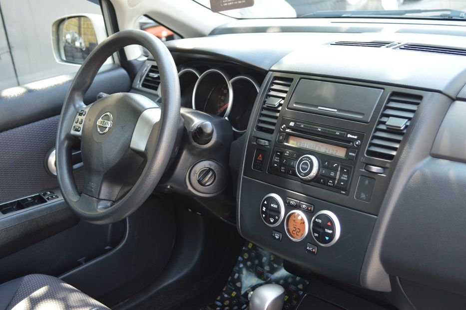 Продам Nissan TIIDA 2008 года в Одессе