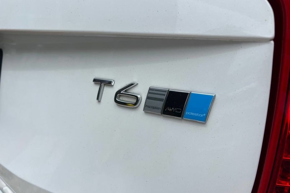Продам Volvo XC90 2017 года в Черновцах