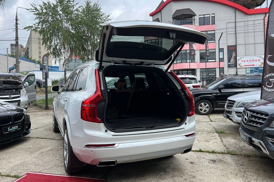 Продам Volvo XC90 2017 года в Черновцах