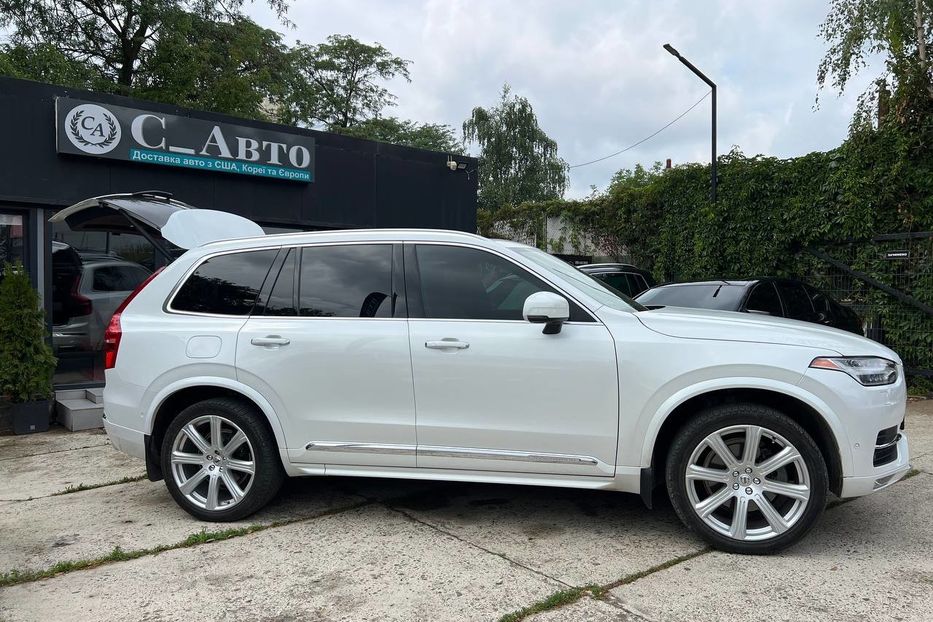 Продам Volvo XC90 2017 года в Черновцах