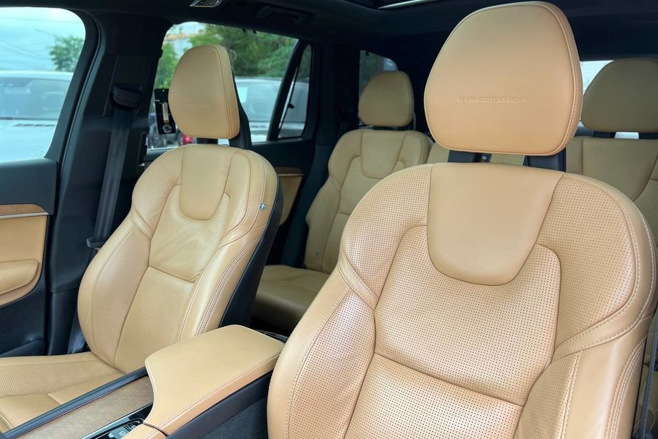 Продам Volvo XC90 2017 года в Черновцах