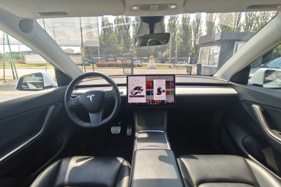 Продам Tesla Model Y 2021 года в Киеве