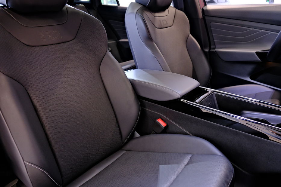 Продам Volkswagen ID.4 2024 года в Одессе