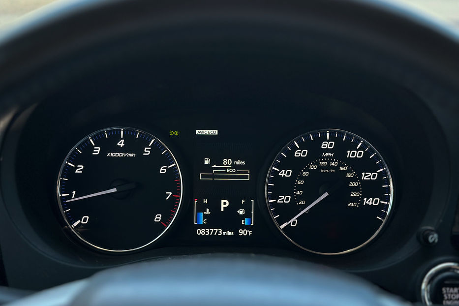Продам Mitsubishi Outlander SE 2014 года в Черновцах