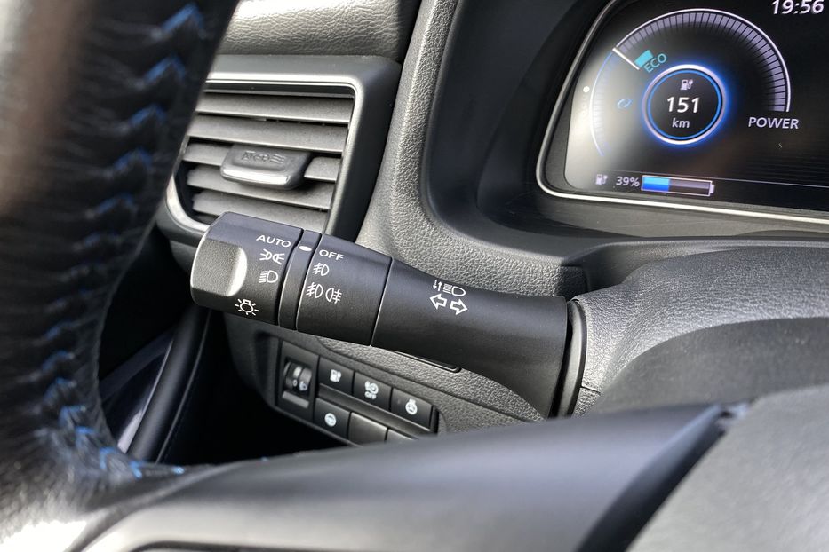Продам Nissan Leaf 62кВтПдгрвкермасидіньКамера360 2020 года в Львове