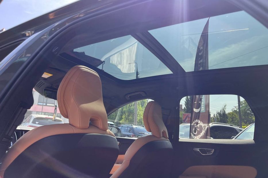 Продам Volvo XC60 2018 года в Черновцах