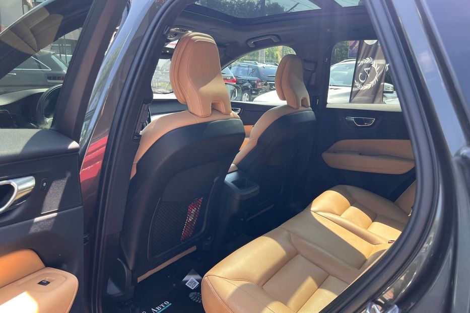 Продам Volvo XC60 2018 года в Черновцах