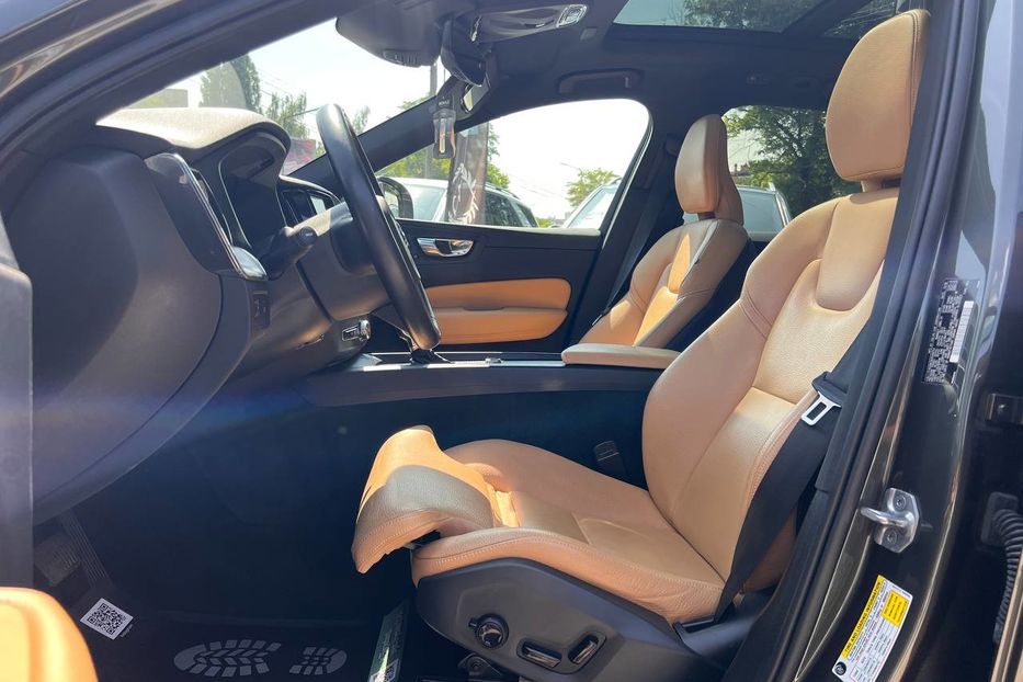 Продам Volvo XC60 2018 года в Черновцах