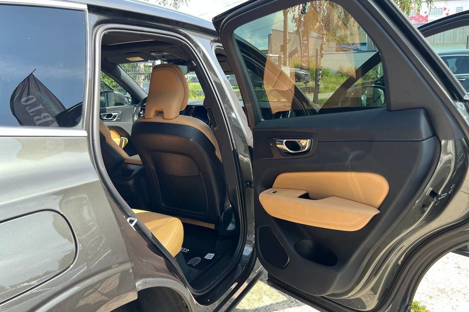 Продам Volvo XC60 2018 года в Черновцах