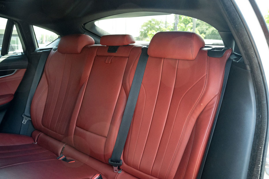 Продам BMW X6 50I Xdrive 2015 года в Черновцах