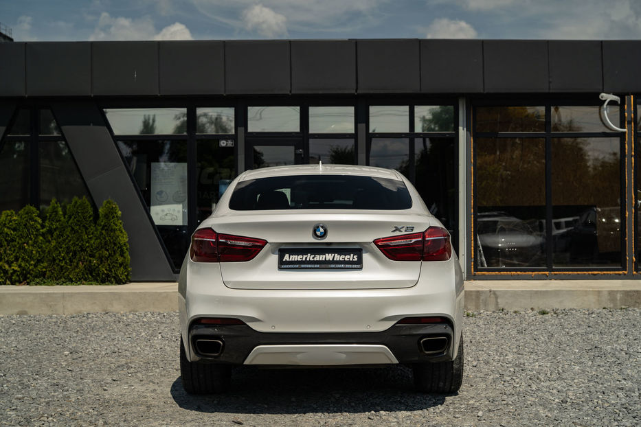 Продам BMW X6 50I Xdrive 2015 года в Черновцах