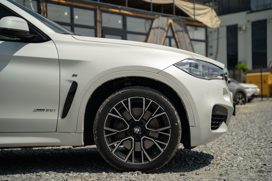 Продам BMW X6 50I Xdrive 2015 года в Черновцах