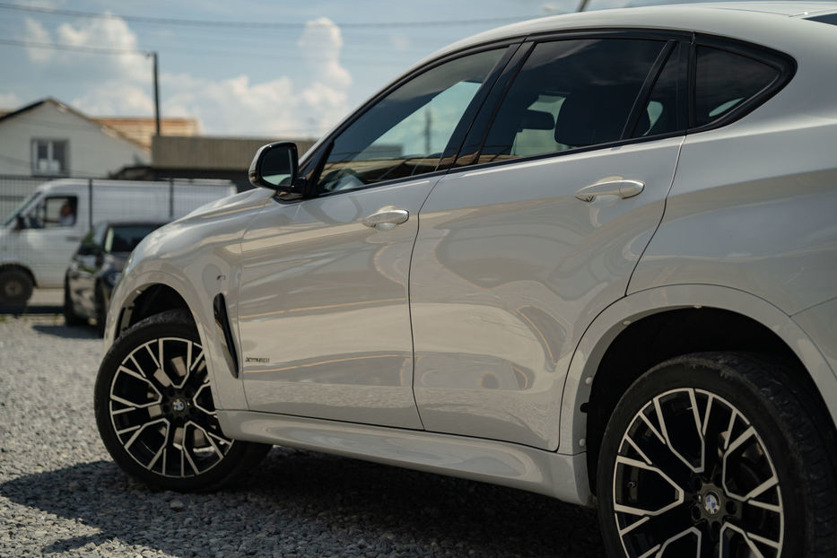 Продам BMW X6 50I Xdrive 2015 года в Черновцах