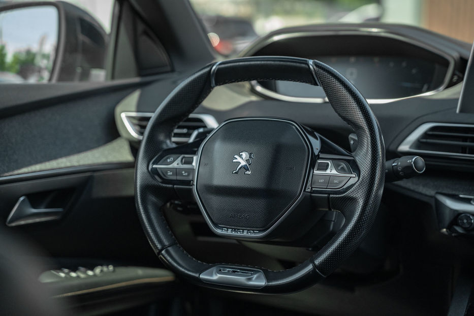 Продам Peugeot 3008 GT Line 2018 года в Черновцах