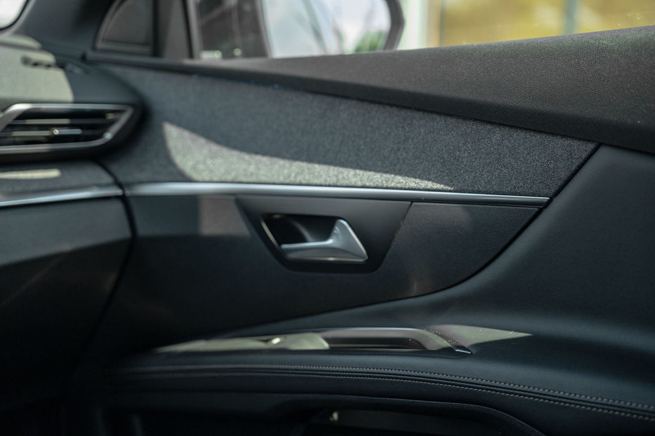 Продам Peugeot 3008 GT Line 2018 года в Черновцах