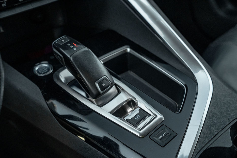 Продам Peugeot 3008 GT Line 2018 года в Черновцах