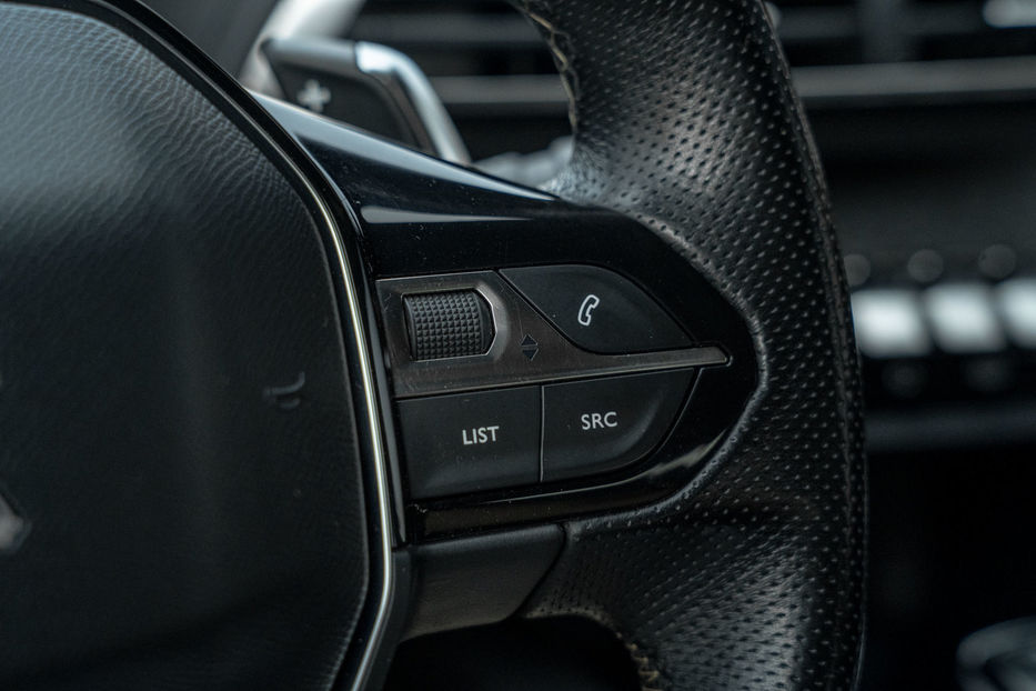 Продам Peugeot 3008 GT Line 2018 года в Черновцах