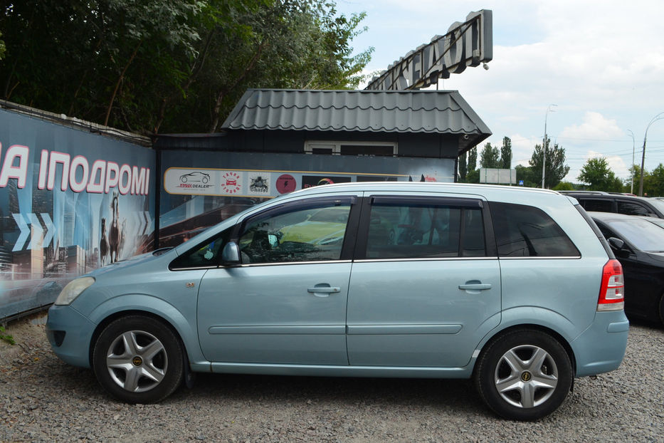 Продам Opel Zafira 2010 года в Киеве
