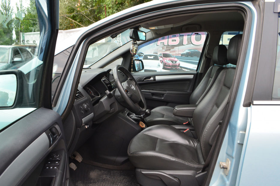 Продам Opel Zafira 2010 года в Киеве