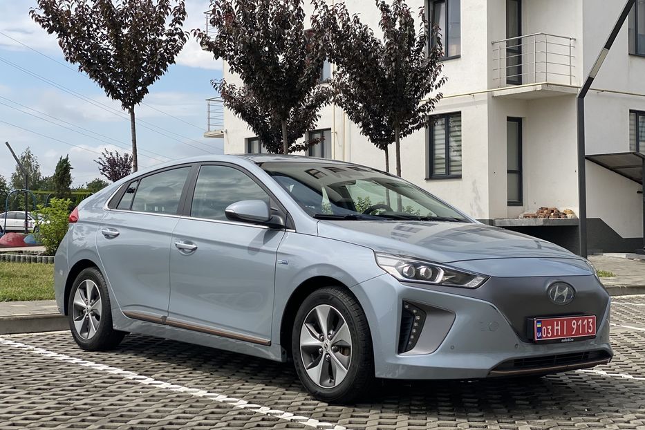 Продам Hyundai Ioniq 2017 года в Луцке