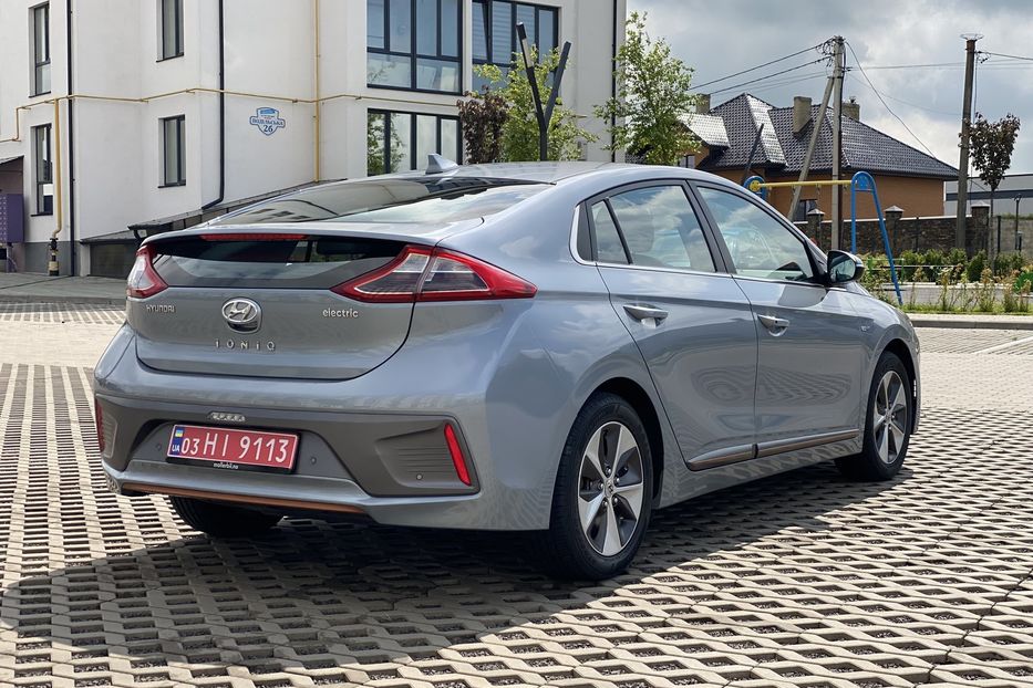 Продам Hyundai Ioniq 2017 года в Луцке