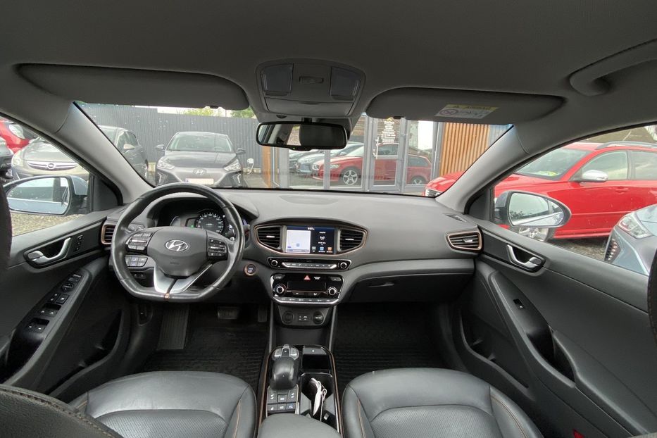 Продам Hyundai Ioniq 2017 года в Луцке