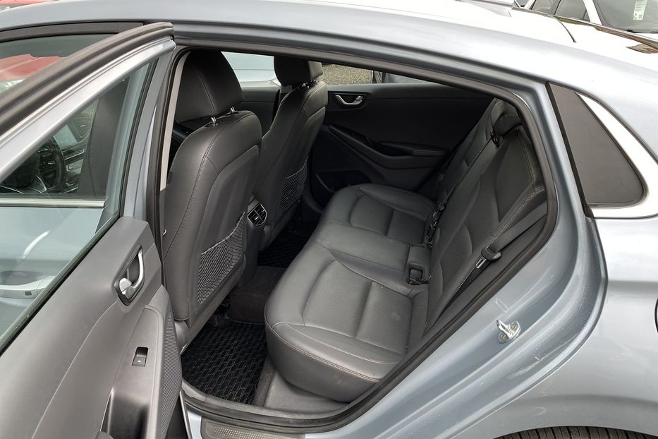 Продам Hyundai Ioniq 2017 года в Луцке