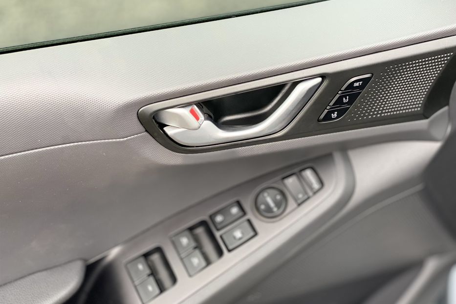 Продам Hyundai Ioniq 2017 года в Луцке