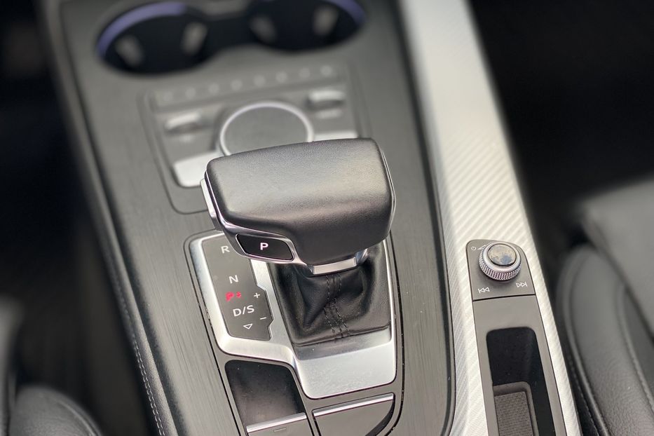 Продам Audi A5 Prestige 2019 года в Луцке