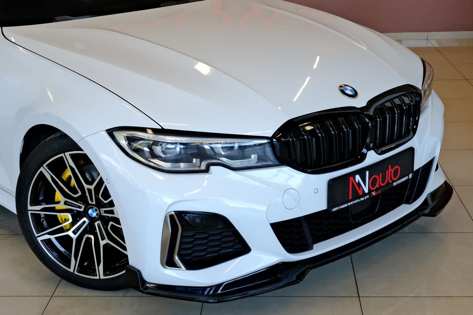 Продам BMW 330 2021 года в Одессе