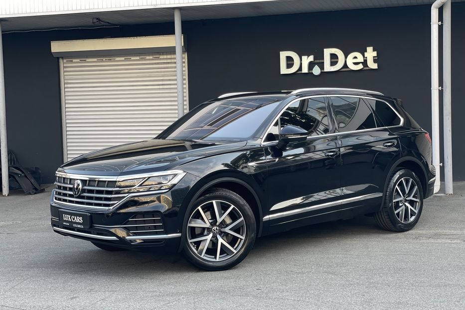 Продам Volkswagen Touareg 2021 года в Киеве