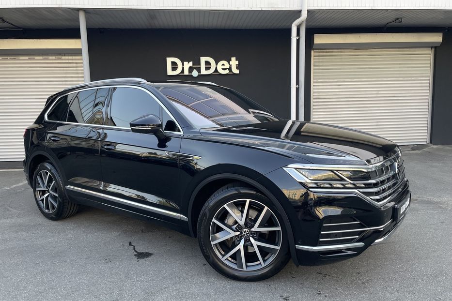 Продам Volkswagen Touareg 2021 года в Киеве