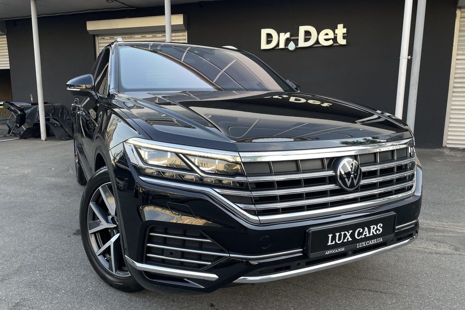 Продам Volkswagen Touareg 2021 года в Киеве