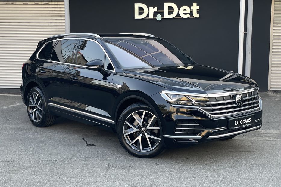Продам Volkswagen Touareg 2021 года в Киеве