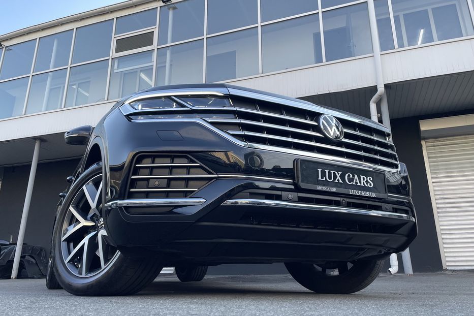 Продам Volkswagen Touareg 2021 года в Киеве