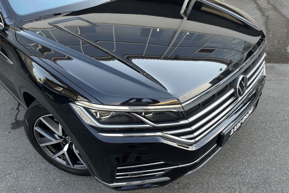 Продам Volkswagen Touareg 2021 года в Киеве