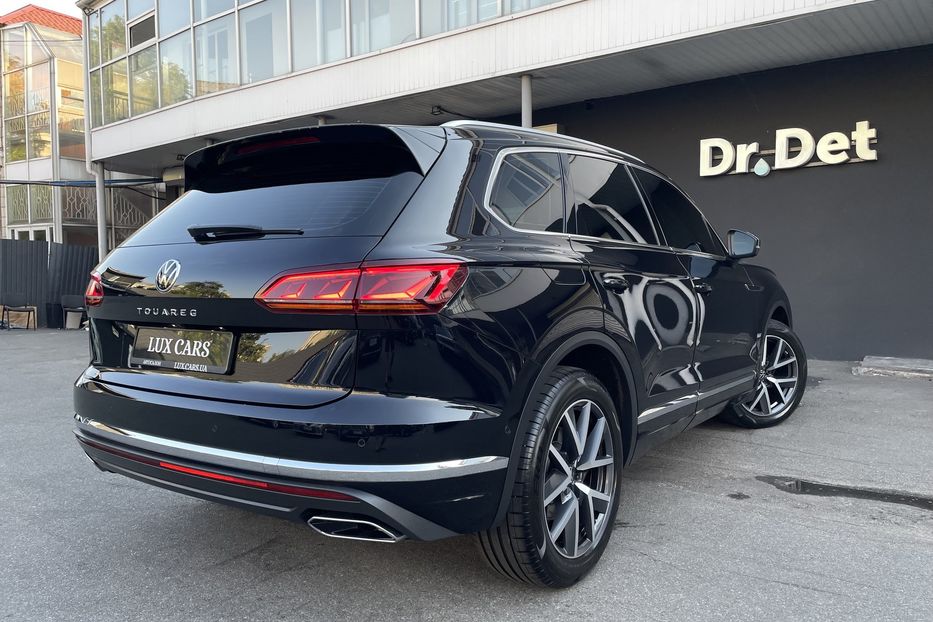 Продам Volkswagen Touareg 2021 года в Киеве