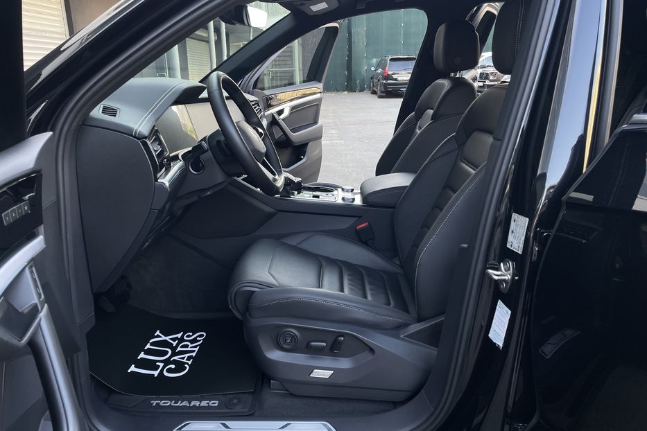 Продам Volkswagen Touareg 2021 года в Киеве