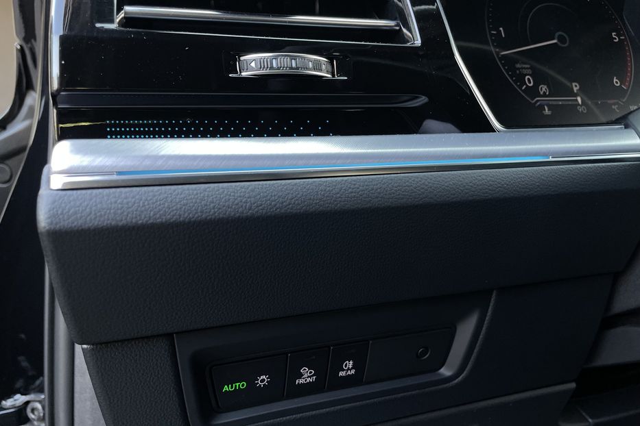 Продам Volkswagen Touareg 2021 года в Киеве