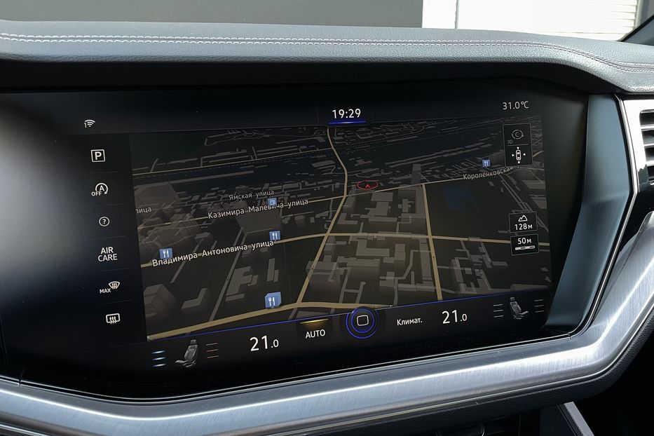 Продам Volkswagen Touareg 2021 года в Киеве