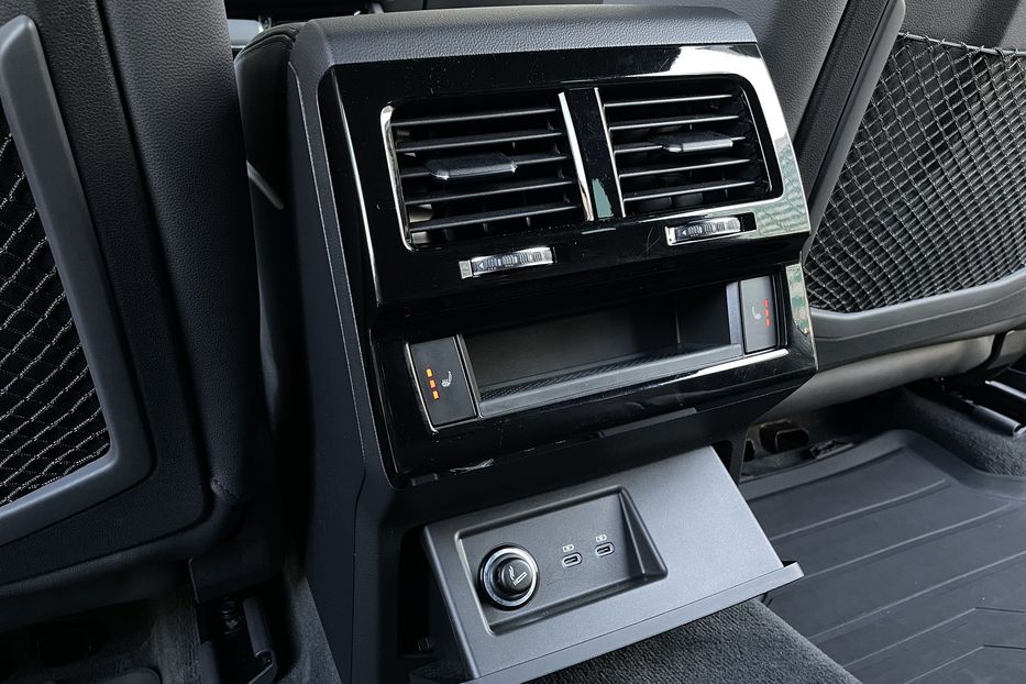 Продам Volkswagen Touareg 2021 года в Киеве