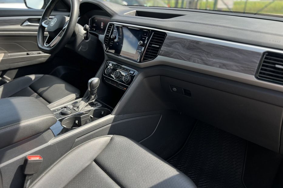 Продам Volkswagen Atlas Cross sport (KOMIS) 2022 года в г. Умань, Черкасская область