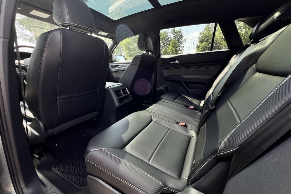 Продам Volkswagen Atlas Cross sport (KOMIS) 2022 года в г. Умань, Черкасская область