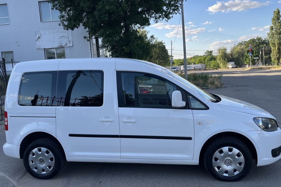Продам Volkswagen Caddy пасс. Comfortline 2013 года в Николаеве