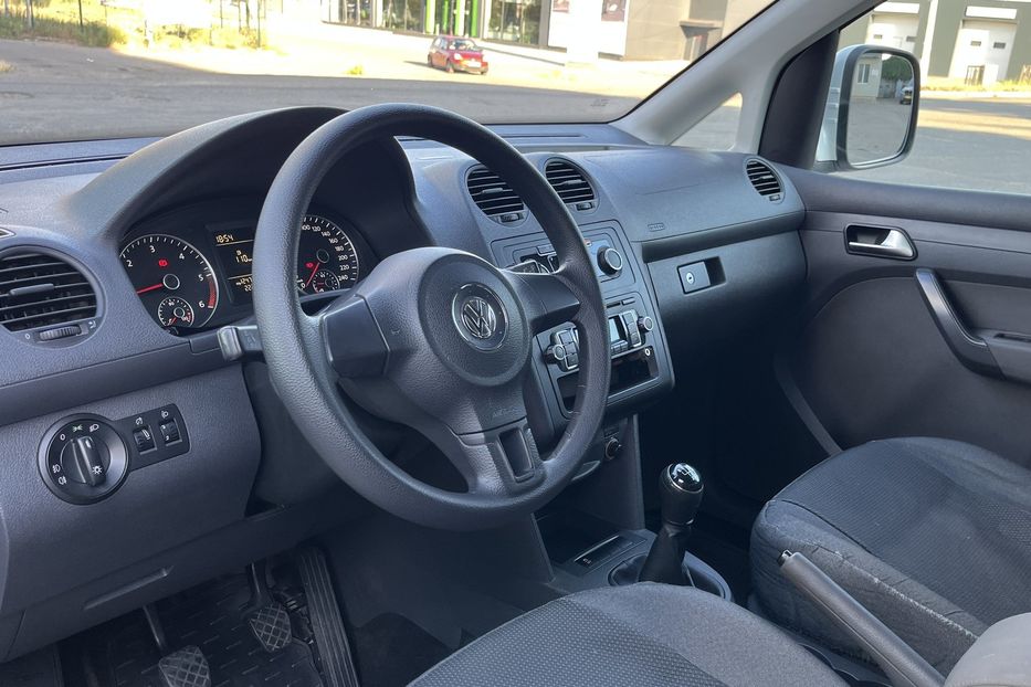 Продам Volkswagen Caddy пасс. Comfortline 2013 года в Николаеве