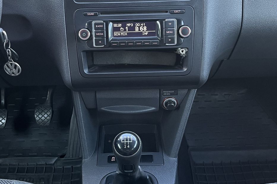 Продам Volkswagen Caddy пасс. Comfortline 2013 года в Николаеве