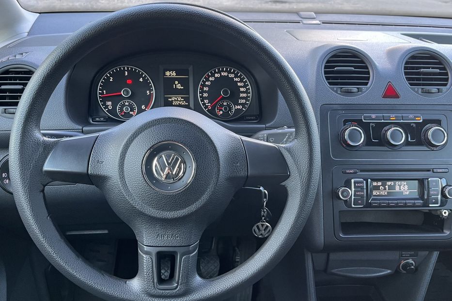 Продам Volkswagen Caddy пасс. Comfortline 2013 года в Николаеве