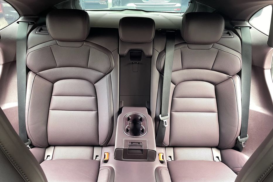 Продам Porsche Taycan Cross Turismo 4S 2021 года в Киеве
