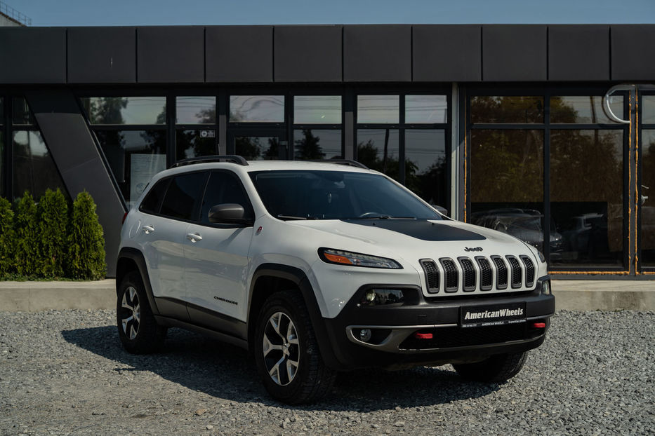 Продам Jeep Cherokee Trailhawk 2015 года в Черновцах